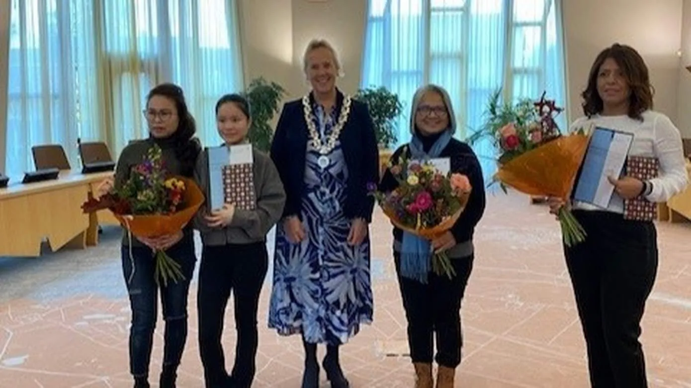 foto-naturalisatieceremonie-9-november-2023