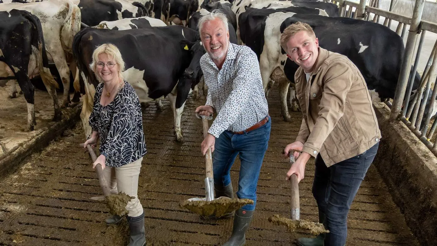 groen-gas-mest-scheppen