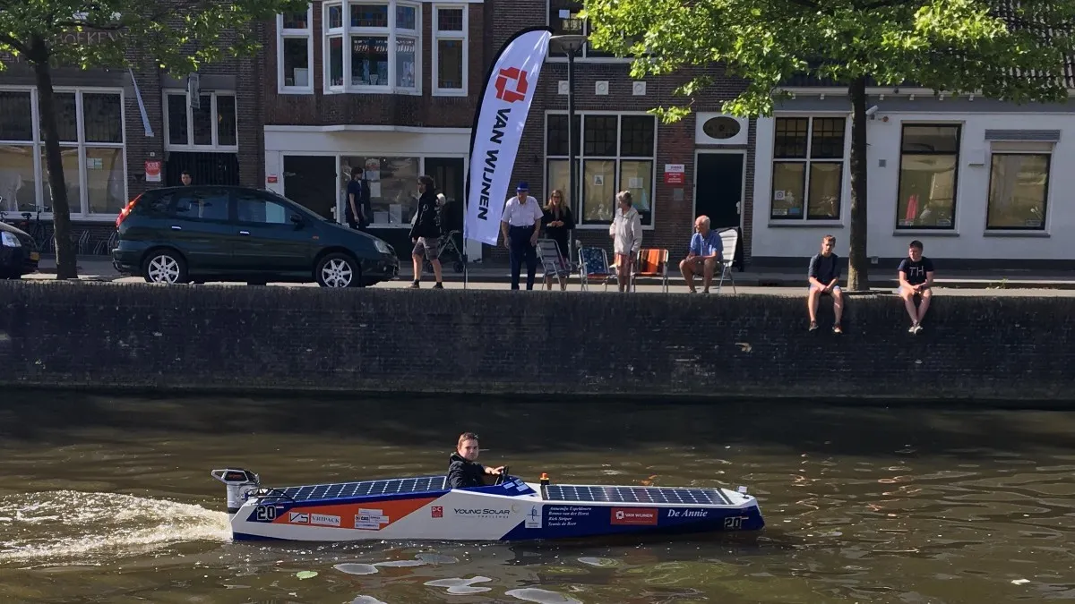 henripragt-solarboot