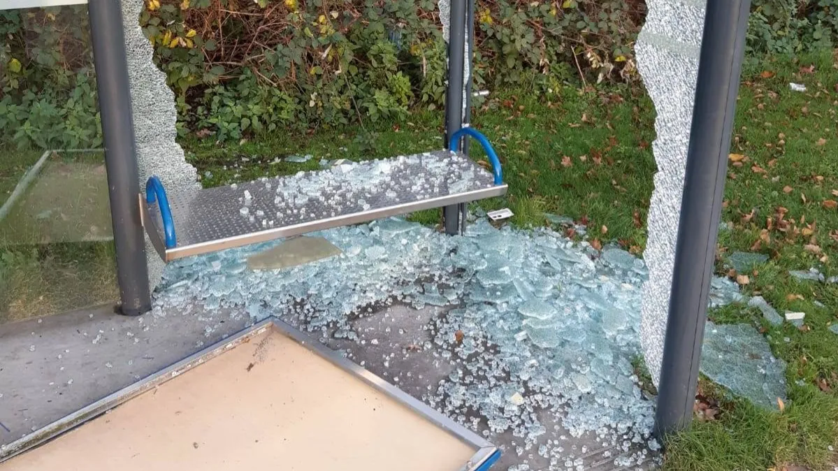 klazienaveen-koriander-bushokje-politie-2