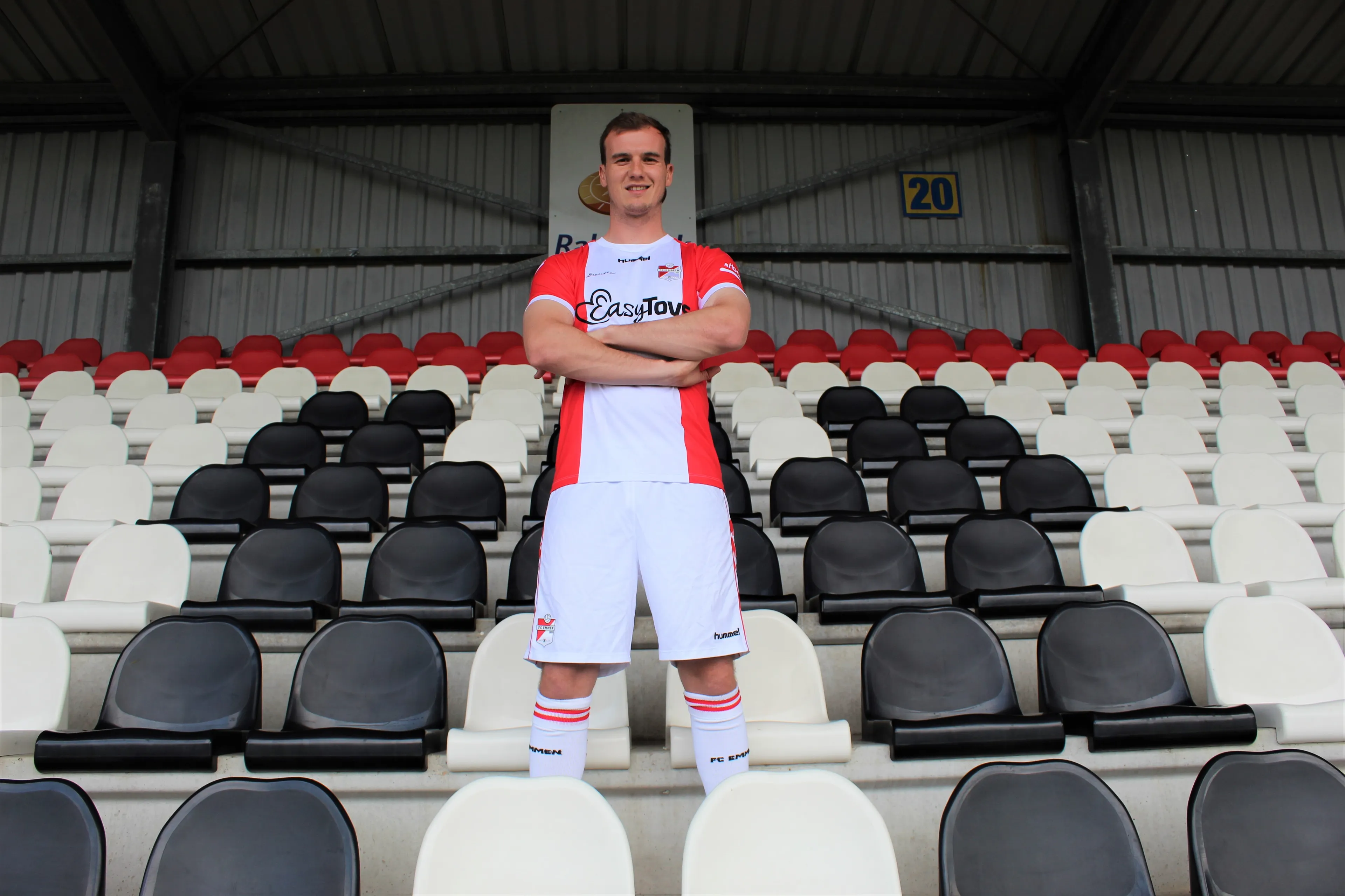 persbericht-fc-emmen-contracteert-peet-bijen