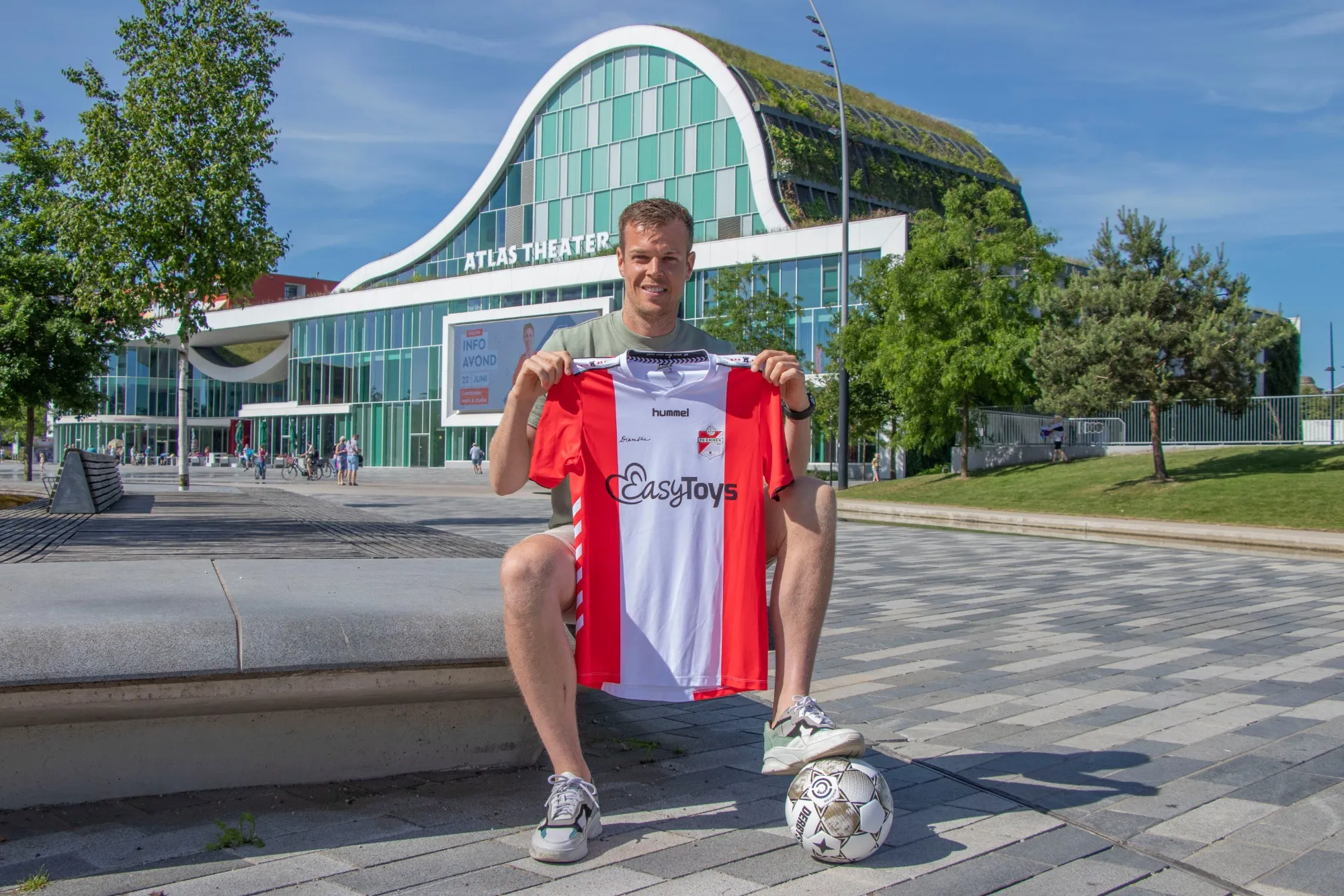 persbericht-jeroen-veldmate-keert-terug-naar-emmen