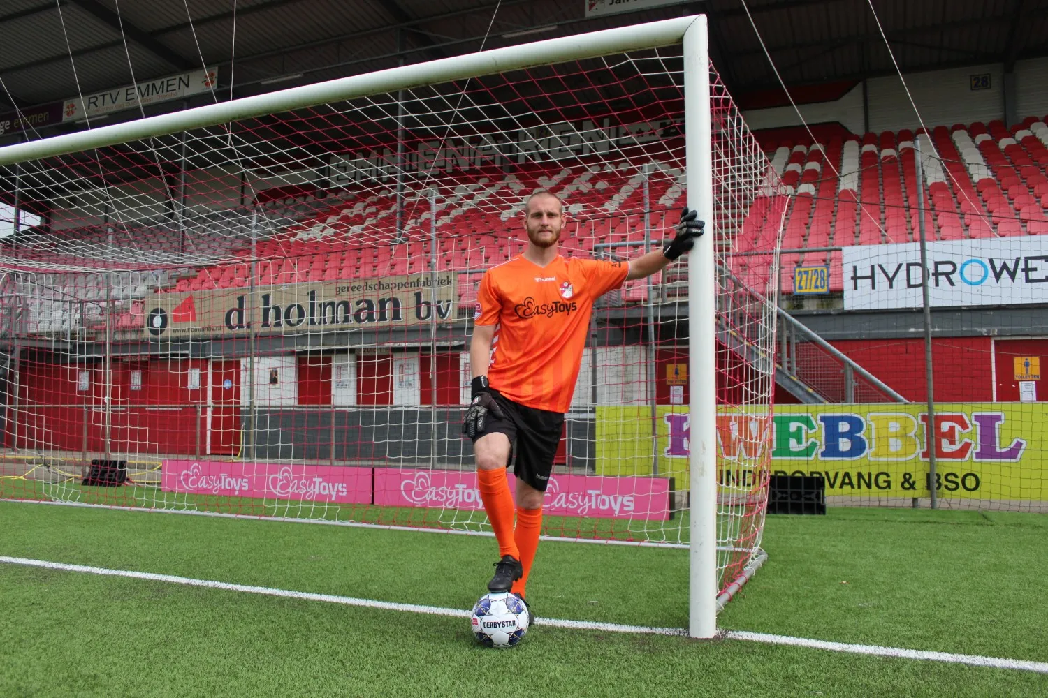 persbericht-kyan-van-dorp-tekent-bij-fc-emmen