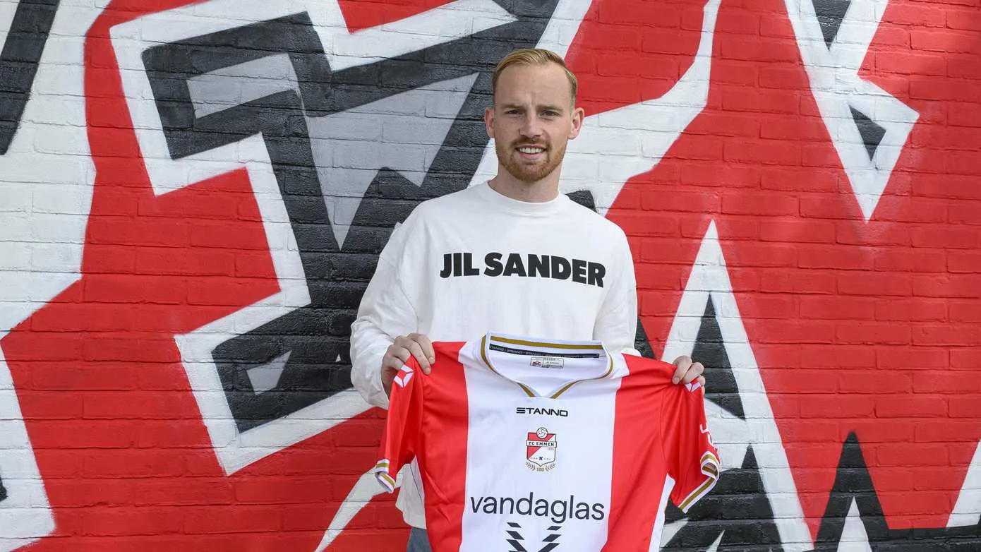 PERSBERICHT Romano Postema op huurbasis naar FC Emmen foto Cor Lasker - FC Emmen