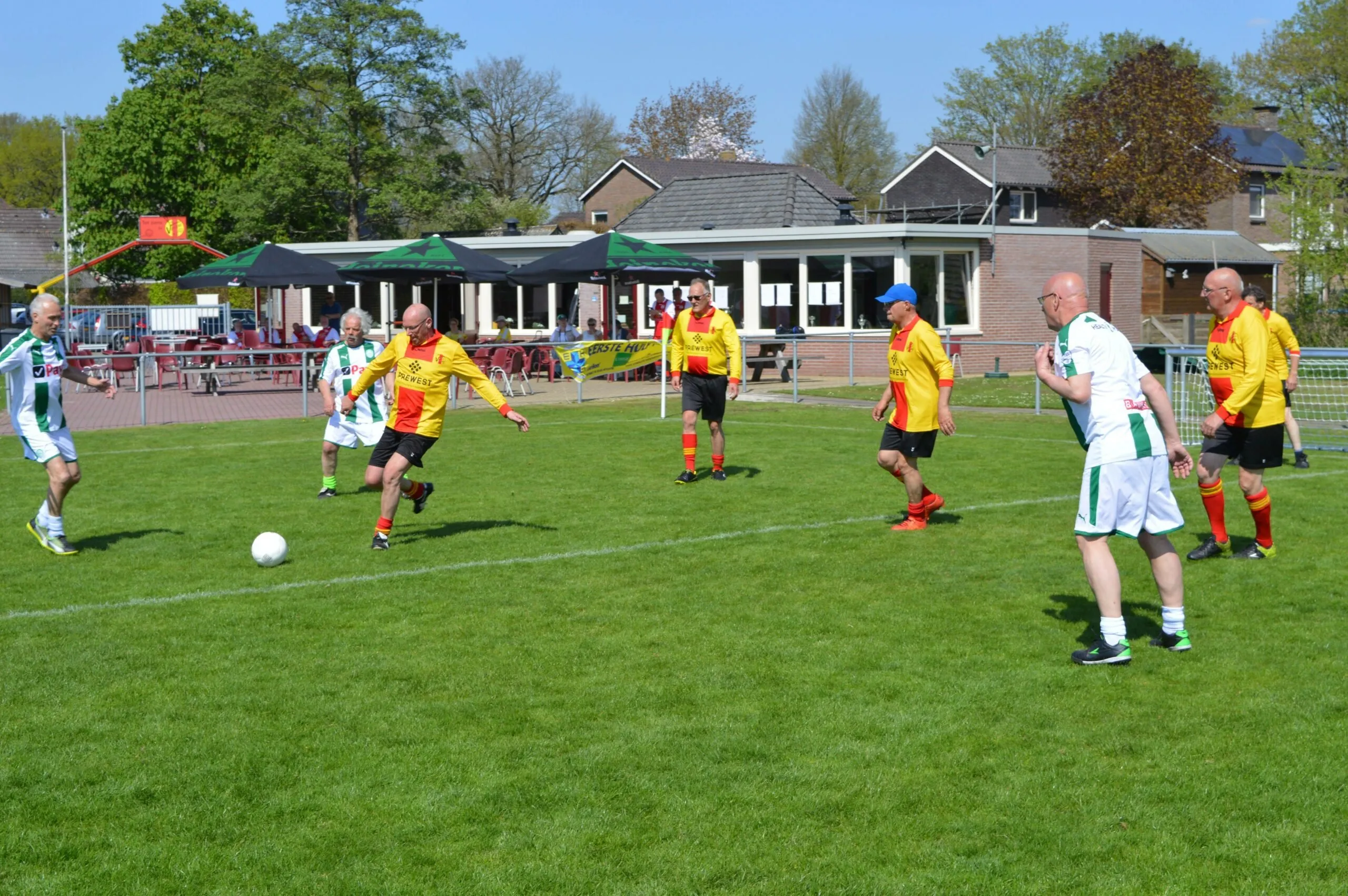 pn20042018-walking-football-koekange5-scaled