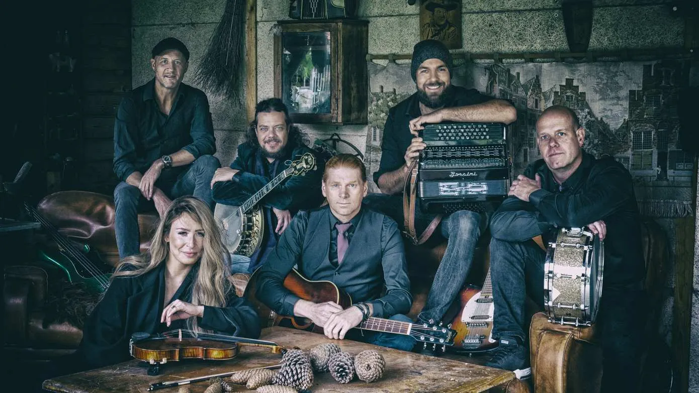 Promofoto Acting The Maggot Large