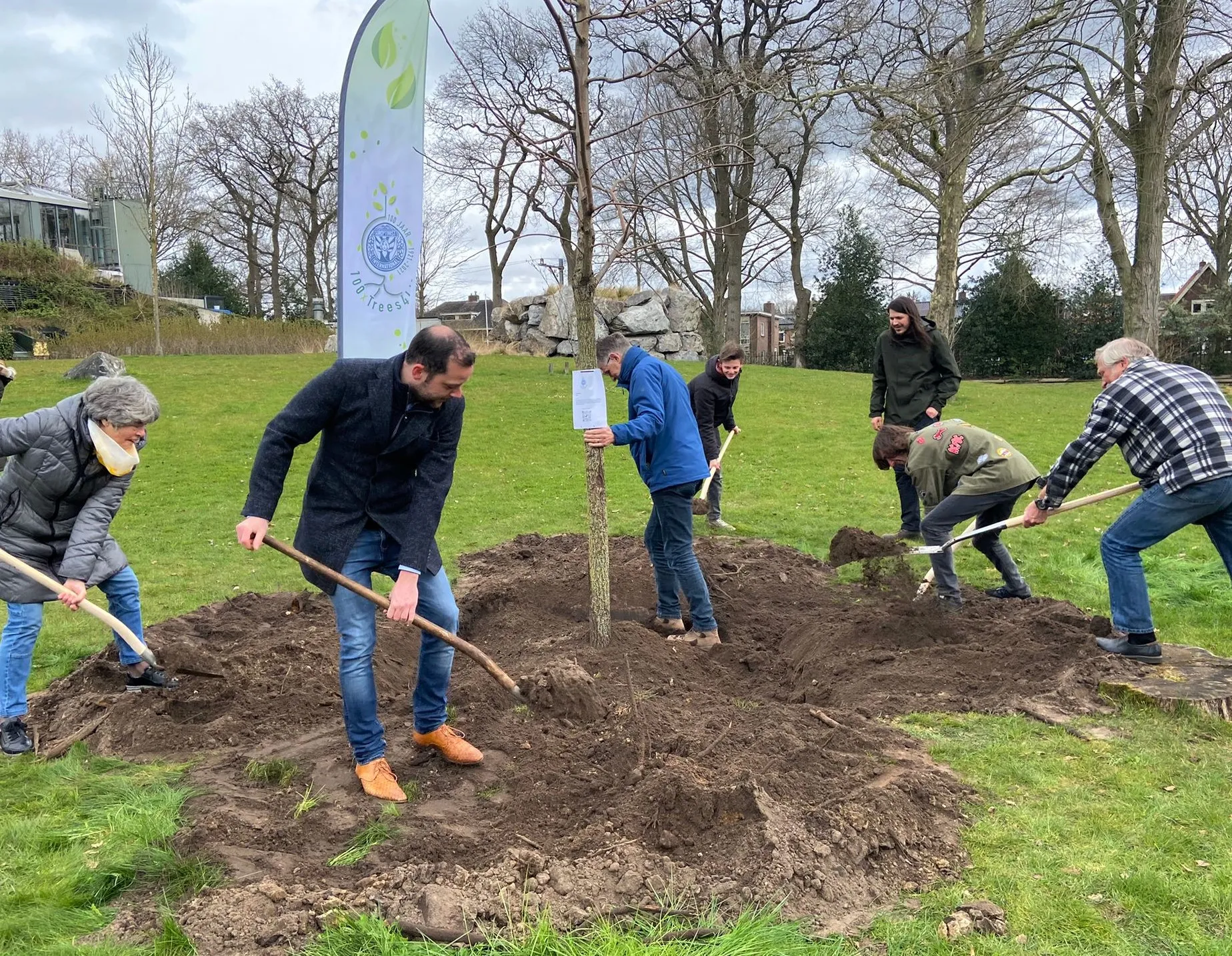 rensenpark-boom-soroptimisten-marchienbrons