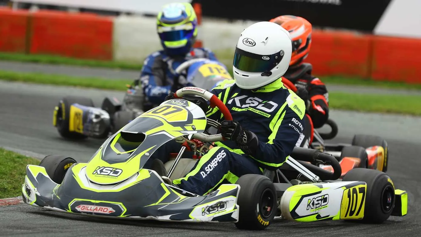 Dominick Schepers racet naar podium