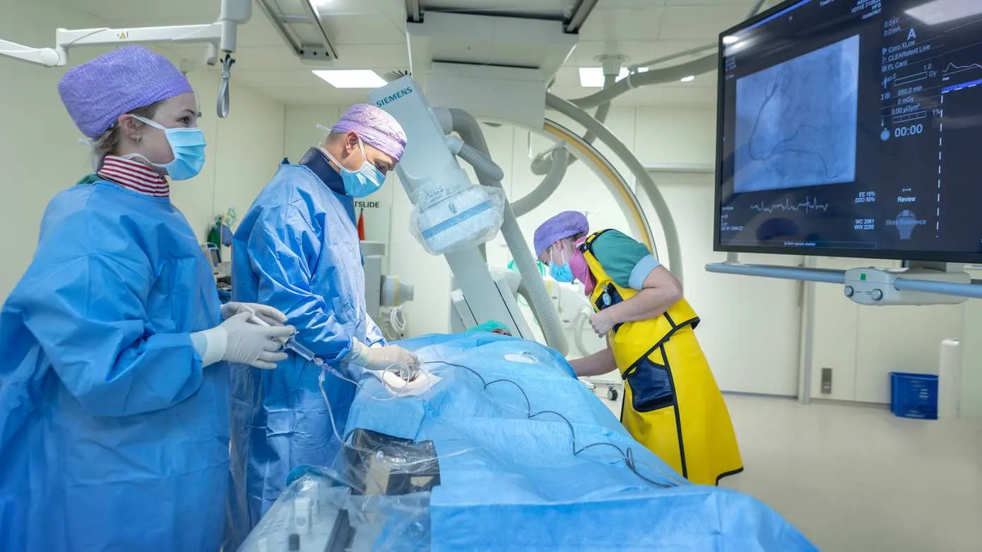 Hartinterventiecentrum onderzoek bij patient