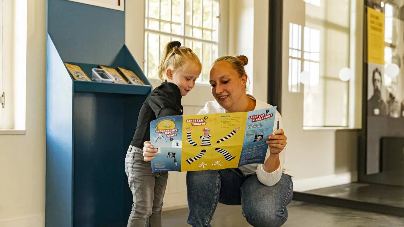 Never say cheese gevangenismuseum 2025-10-01 LR-71