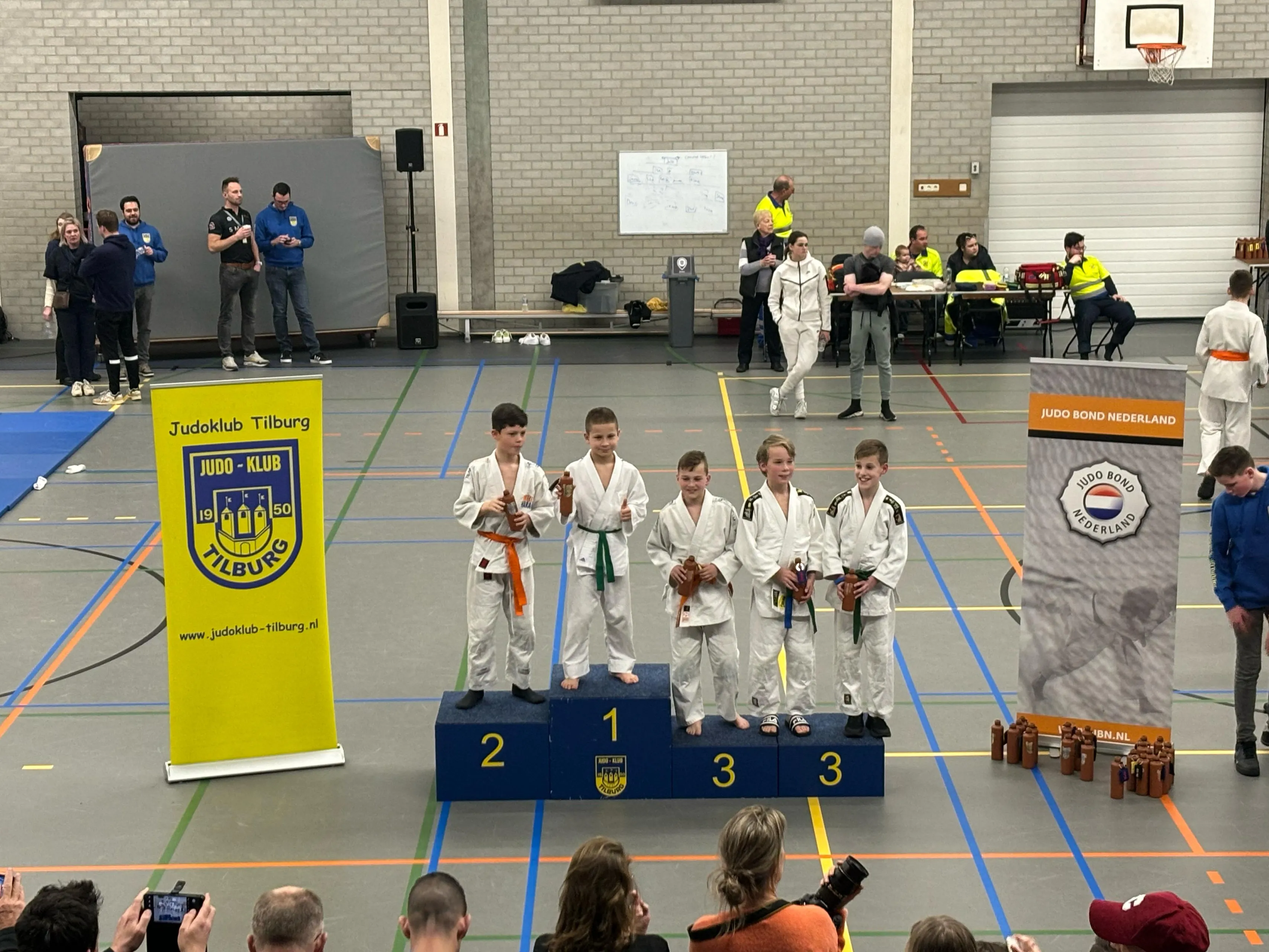 colin van loon tilburg 24