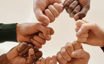 handen pexels creative commons