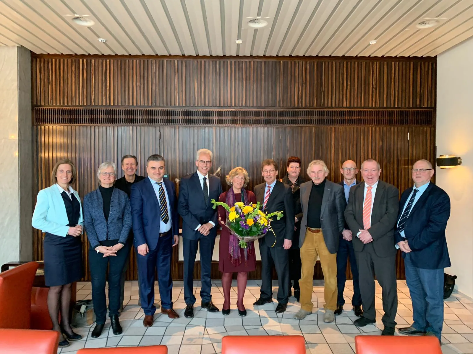 109d3746 cea3 4825 865d d3234f3bbd8c