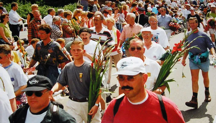 1997 81 4daagse nijmegen 715x408