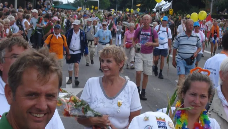 4 daagse nijmegen via gladiola e1469175132658 915x518