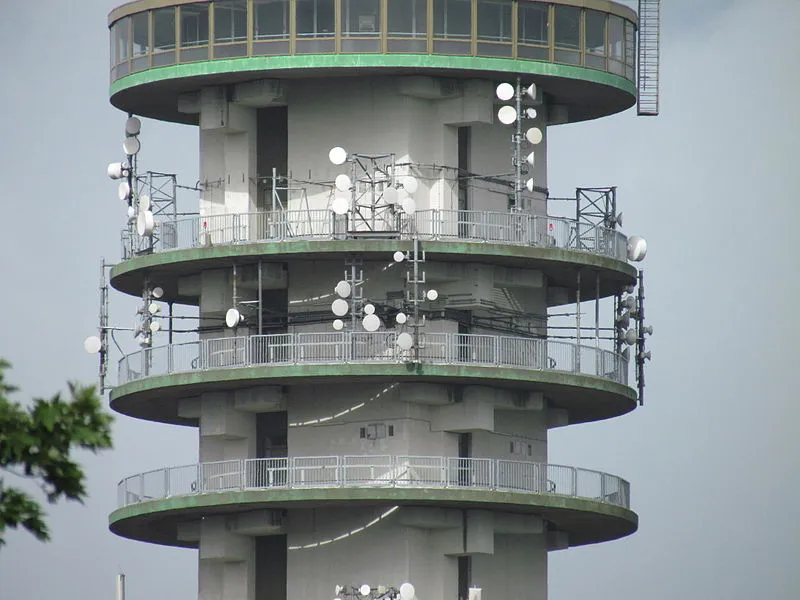 800px kpn zendmast hilversum