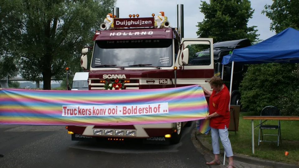 boldershof truckerskonvooi