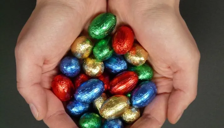 easter eggs 6003 960 720 715x408