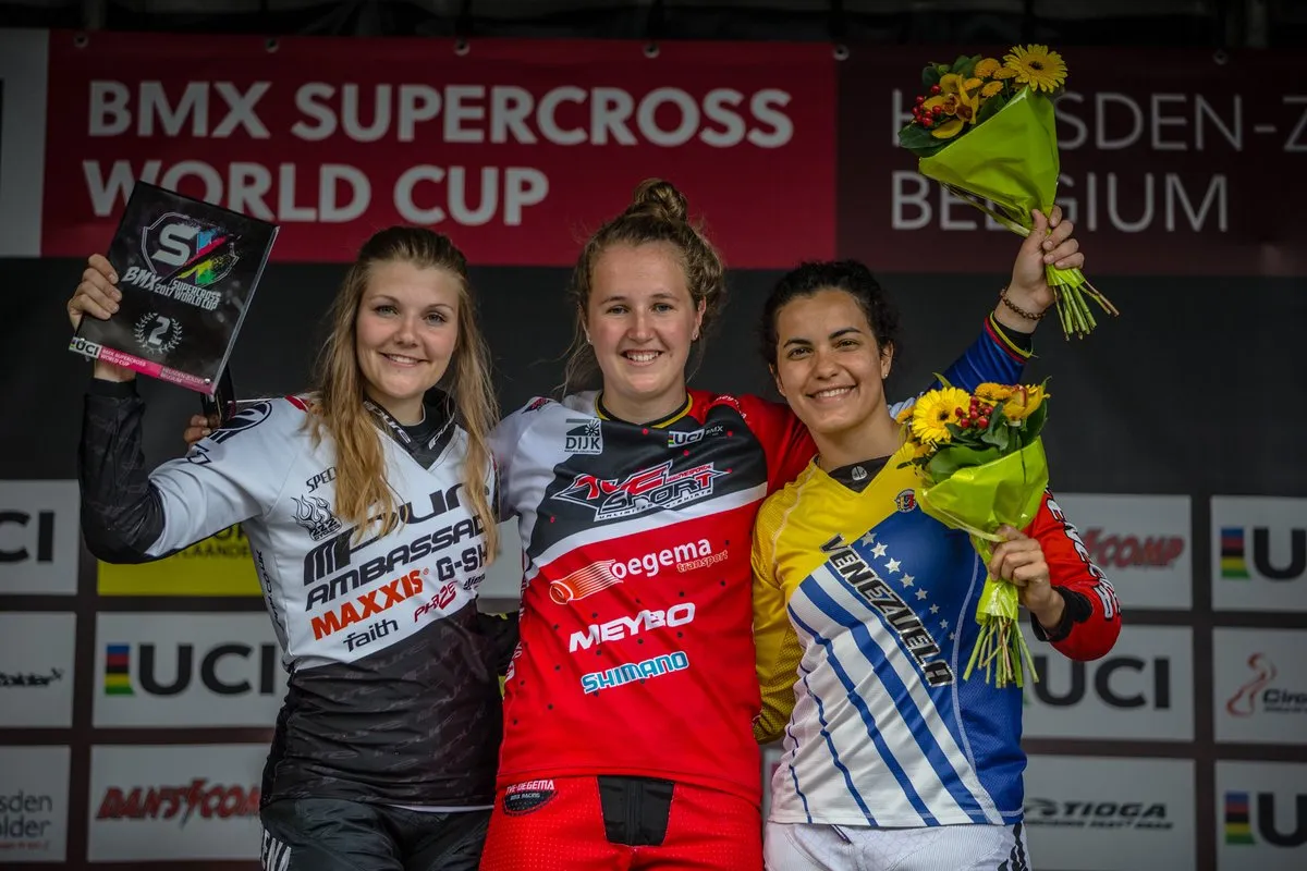 laura smulders zolder