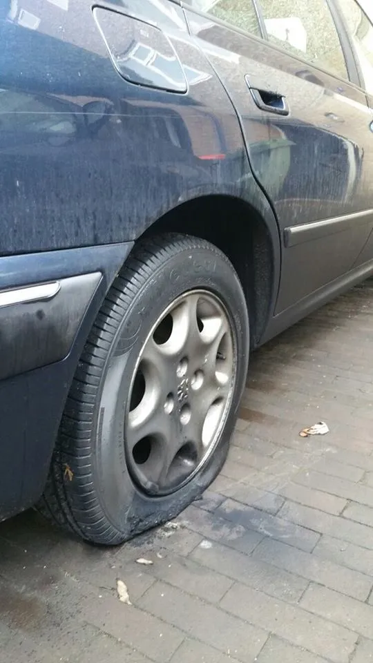 poging tot brandstichting bij autos en woningen in druten 1