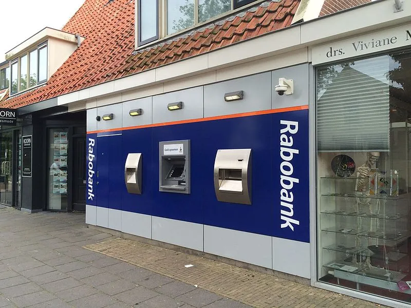 rabobank geldautomat cc by 40