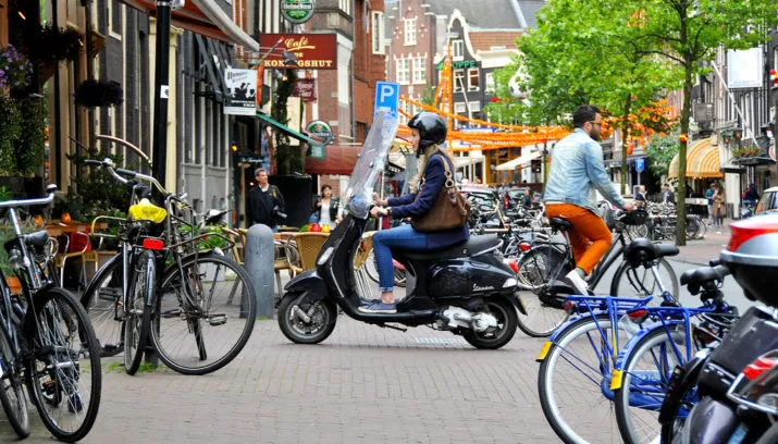 scooter facemepls flickr 715x408