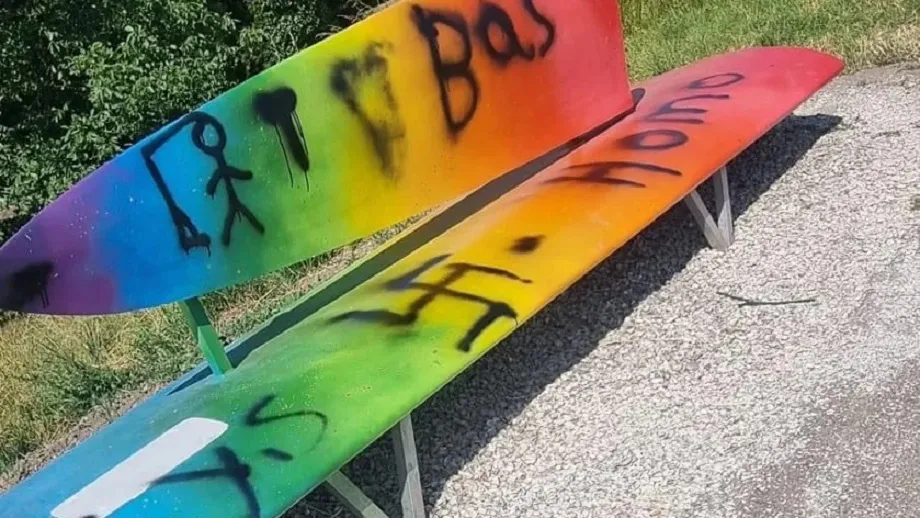 vandalisme regenboogbank