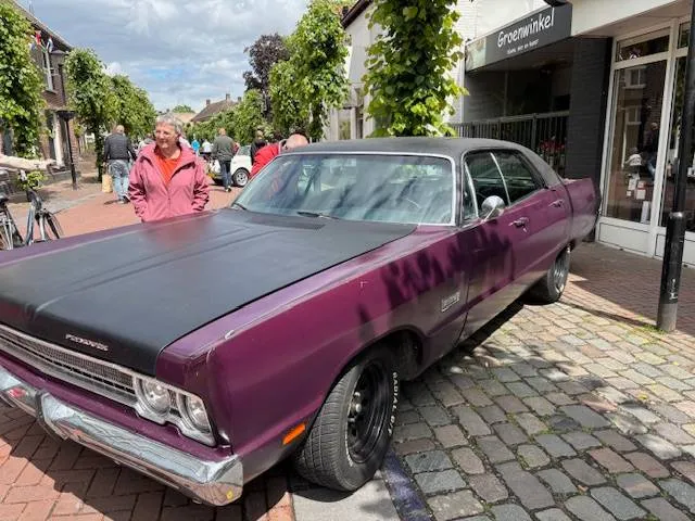 paarse auto25 mei@CM