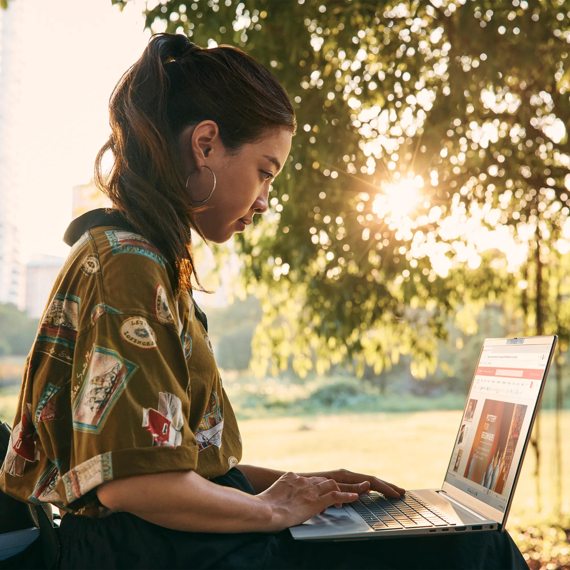 23c2 tuffy hp pavilion plus 16 inch laptop pc natural silver 2000x2000 feature group 1