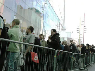 1115534597opening apple