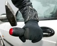 1123246082inbraak auto