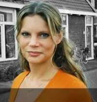 1171088540foto karin2