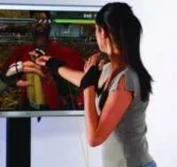 1183126293female gamer