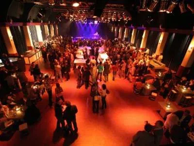 1196444070071129 194325 1 l