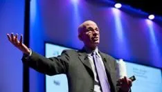 als seth godin spreekt luistert de zaal