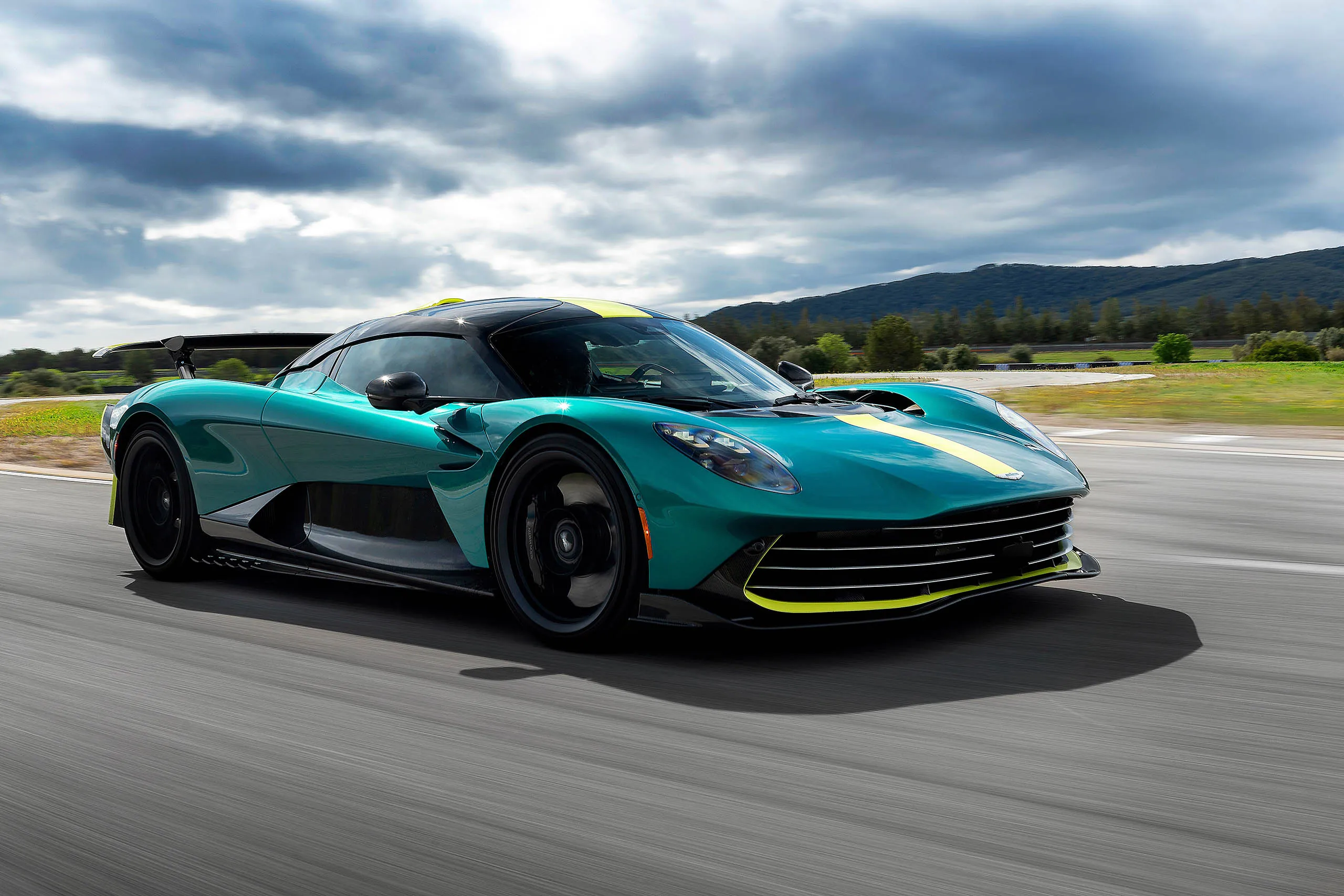 aston martin valhalla 12