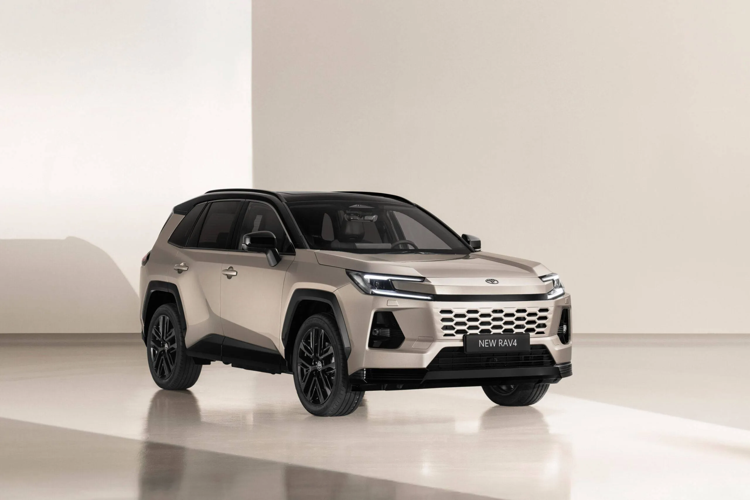 2026_ALL-NEW-RAV4_static_003-scaled