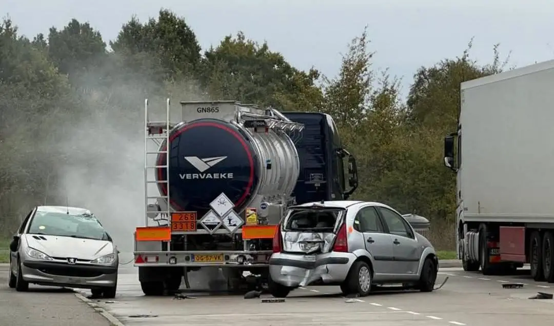 85002