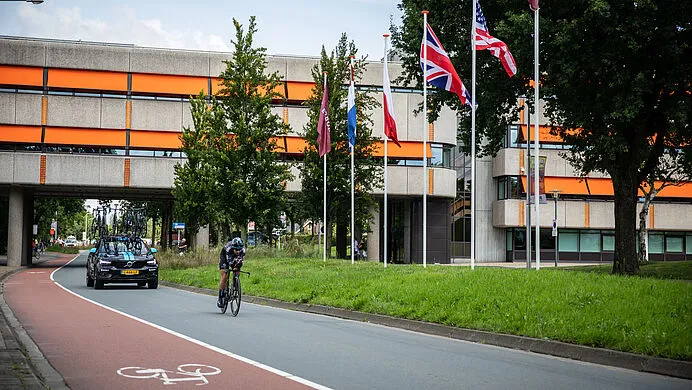 csm pb088 2 ladies tour 253e391535