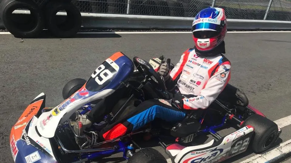 39403748 1773977306056563 3584131572648902656 n