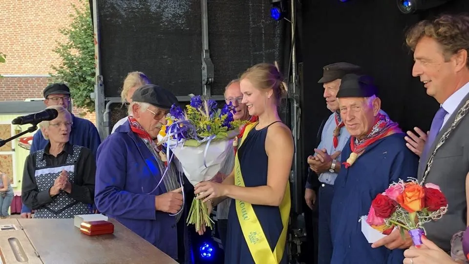 39871958 1892074590873230 6902244583359381504 n