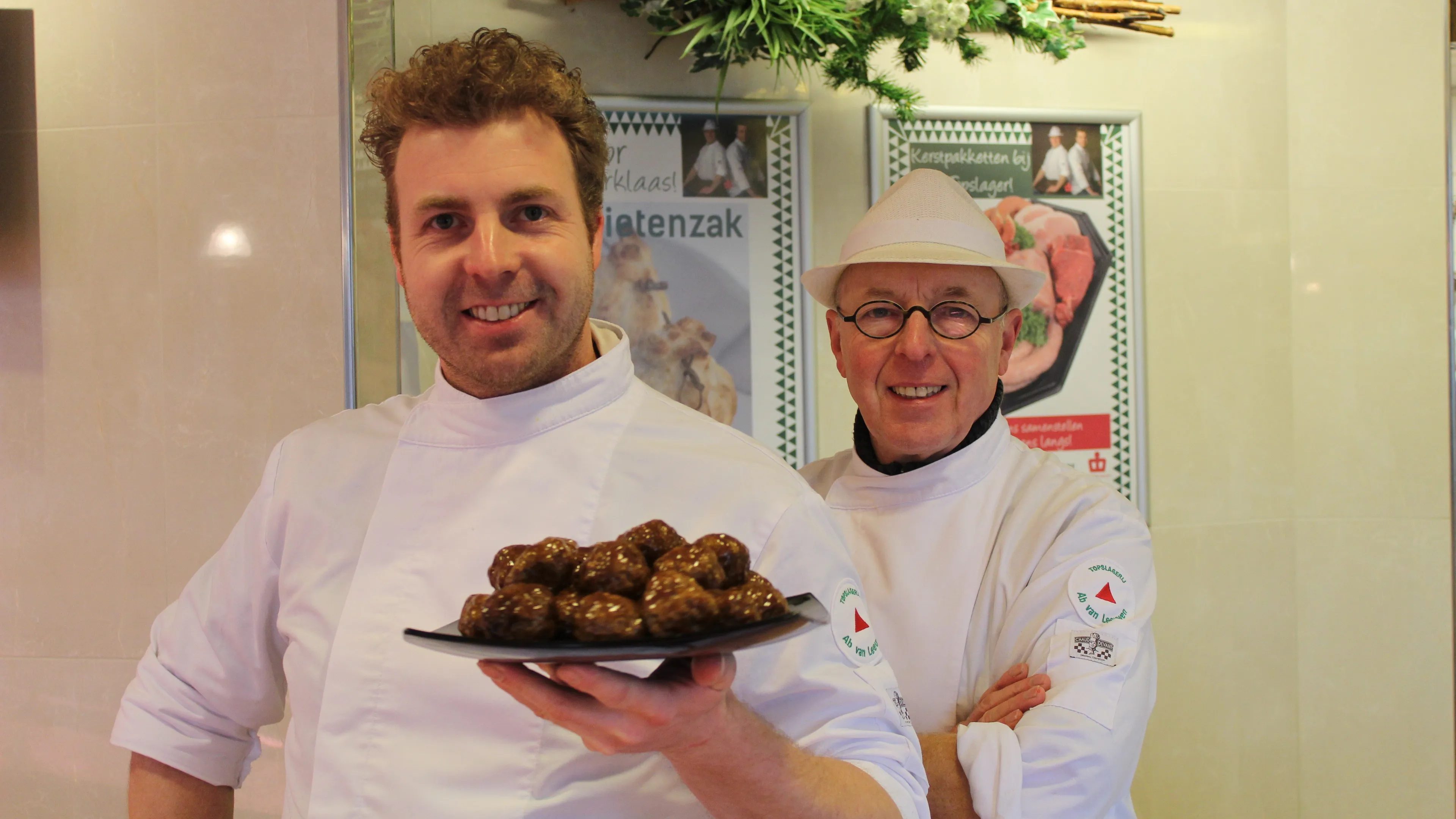 ab en arie van leeuwen met de wildgehaktballetjes van topslagerij van leeuwen uit lunteren
