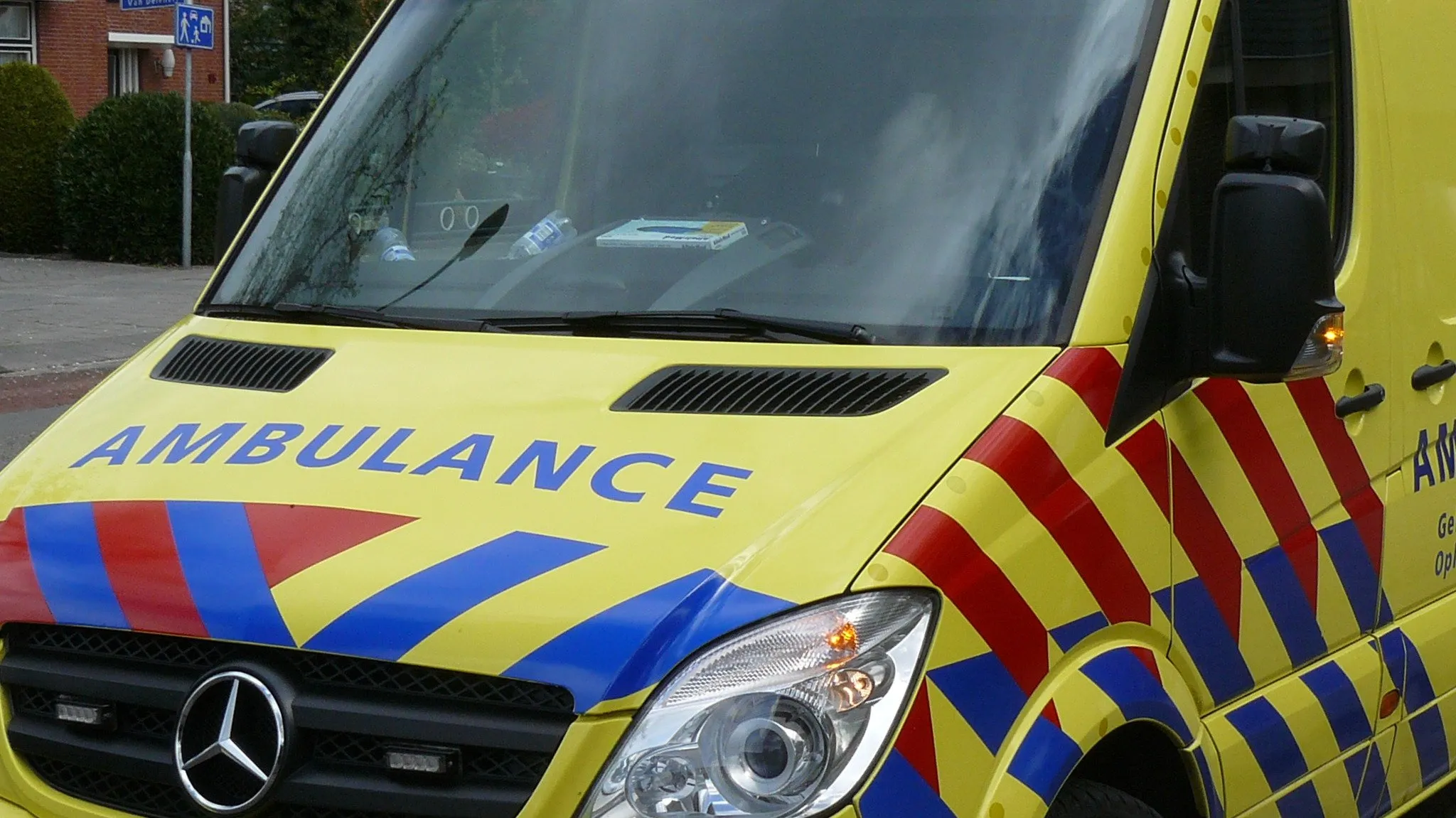 ambulance wekerom