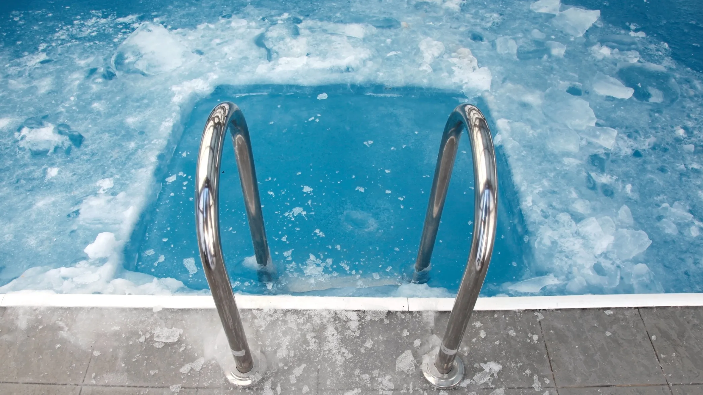 ijsbad zwembad devrijeslag