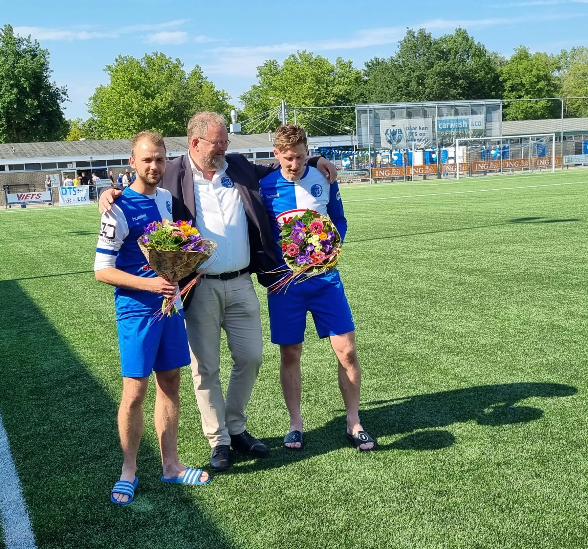 photo 2022 06 04 19 47 32