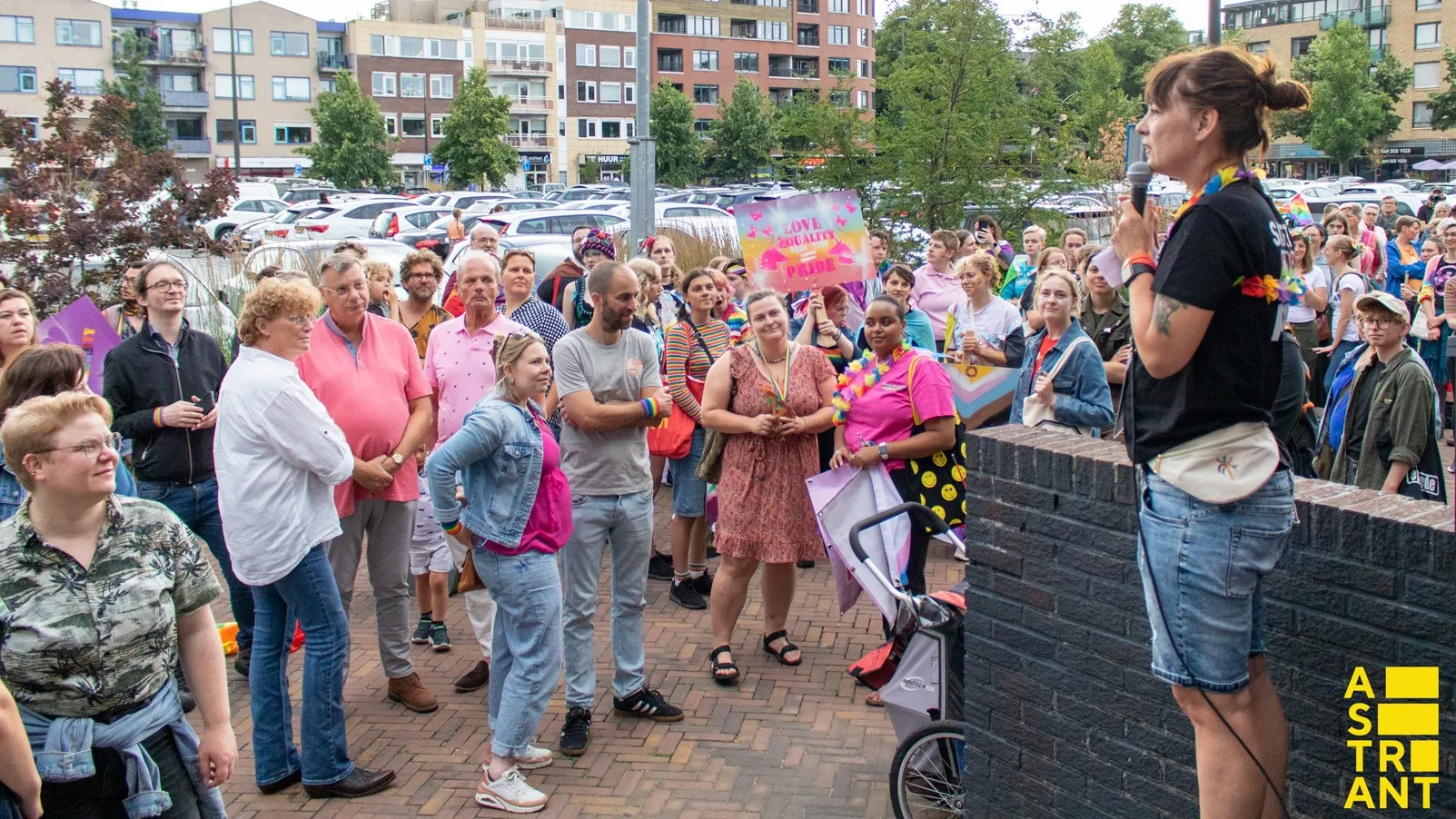 pride walk 2023 2 xander van soelen astrant