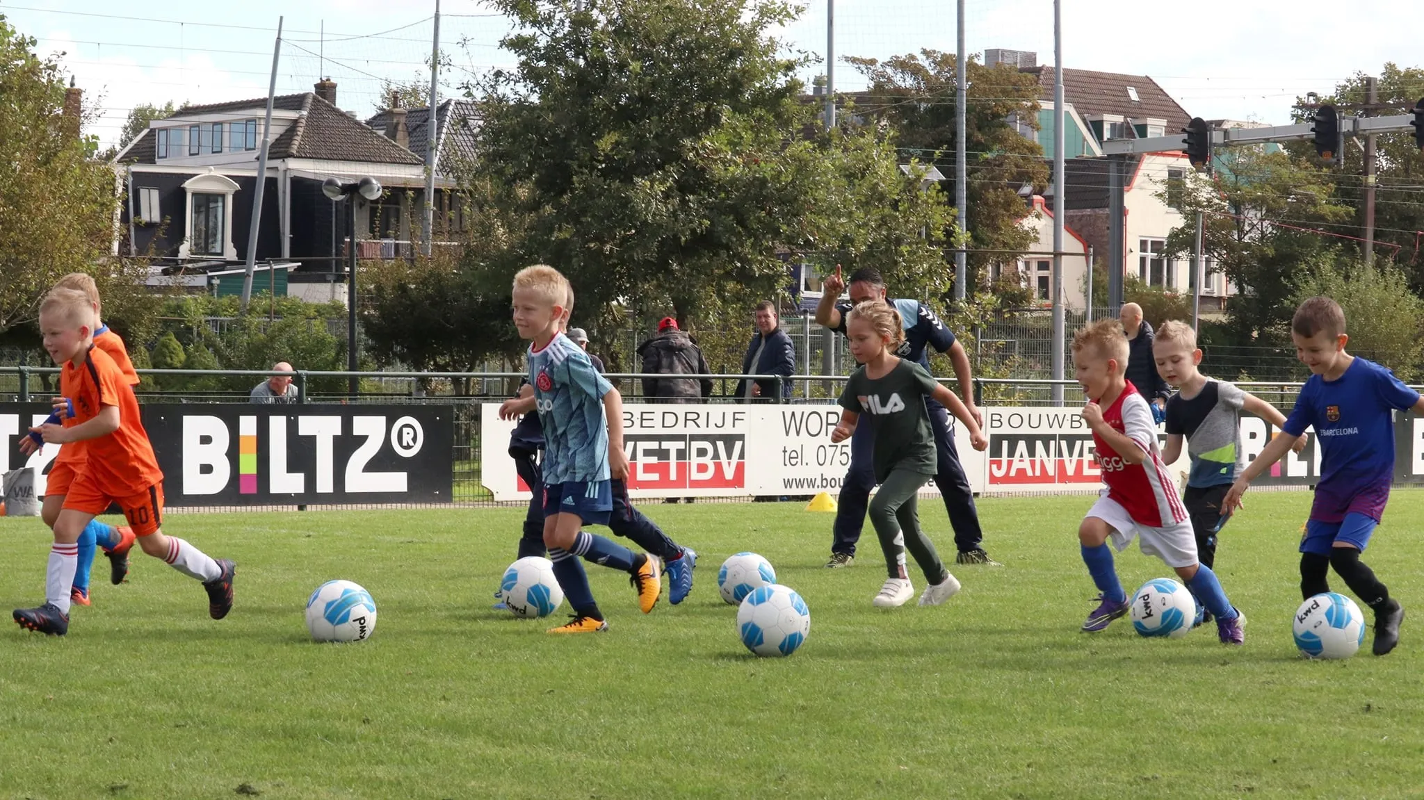 voetbal kinderen voorjaar