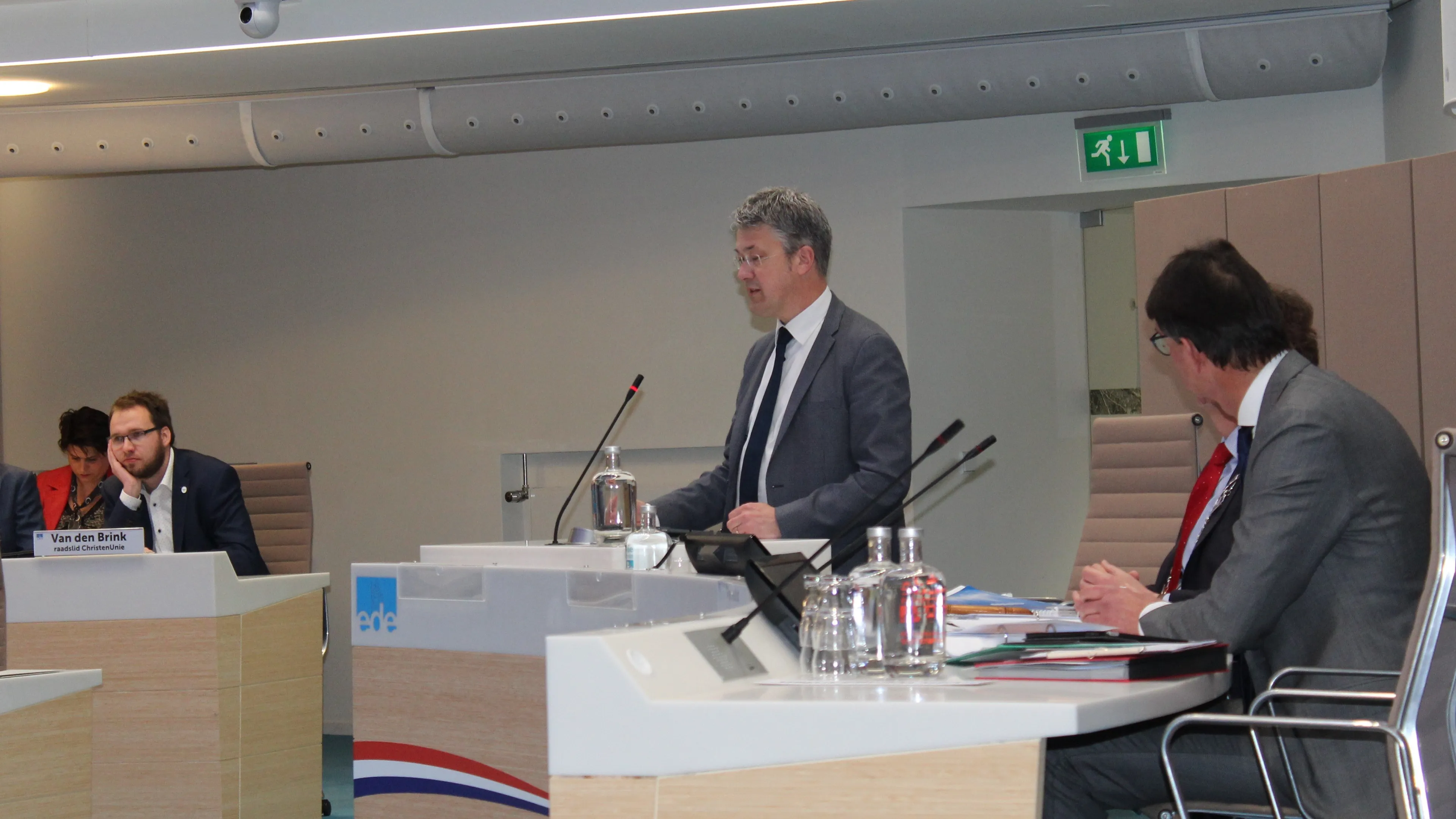 wethouder meijer legt uit over het wfc ede 21 maart ede