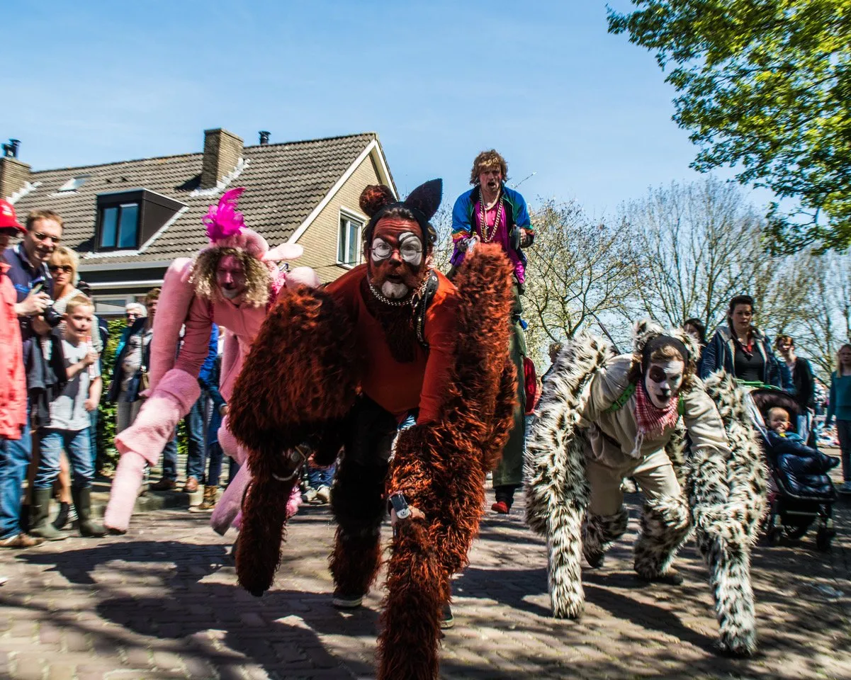 who let the dogs out