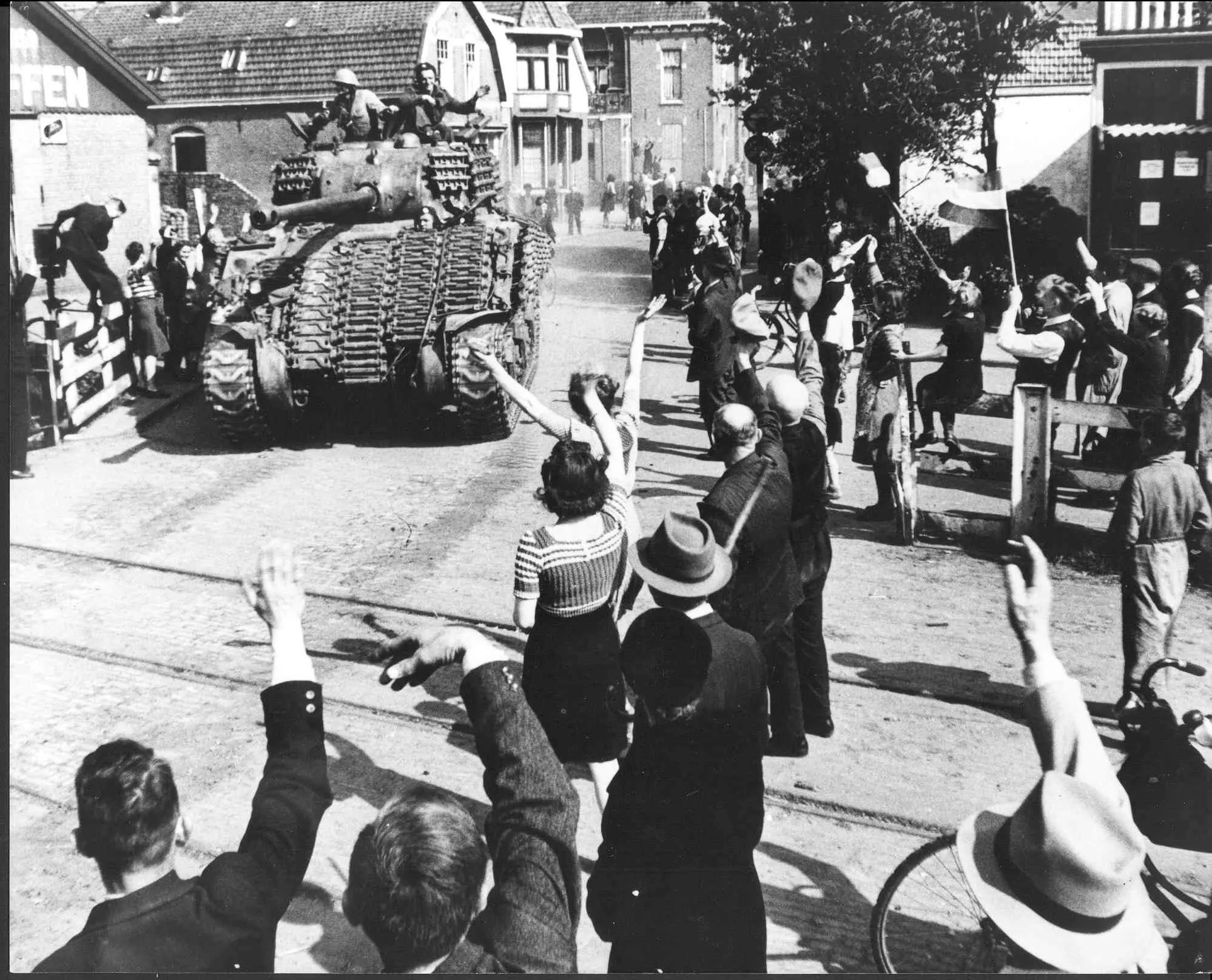ga21944 ede centrum viert de bevrijding